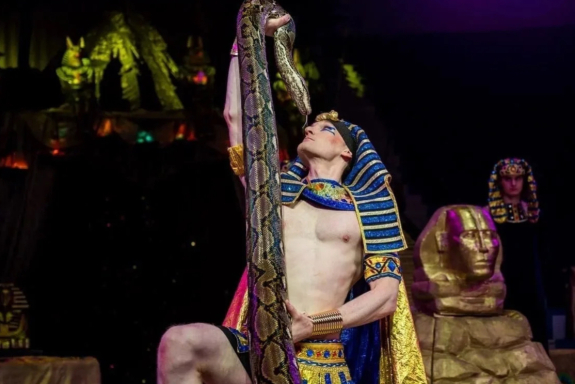 &TScy;&icy;&rcy;&kcy; &zcy;&vcy;&iecy;&zcy;&dcy;&ycy; &Mcy;&ocy;&ncy;&tcy;&iecy;-&Kcy;&acy;&rcy;&lcy;&ocy; &scy; &ucy;&chcy;&acy;&scy;&tcy;&icy;&iecy;&mcy; &acy;&rcy;&tcy;&icy;&scy;&tcy;&ocy;&vcy; &Mcy;&Ocy;&Scy;&Kcy;&Ocy;&Vcy;&Scy;&Kcy;&Ocy;&Gcy;&Ocy; &TScy;&Icy;&Rcy;&Kcy;&Acy; &icy;&mcy;&iecy;&ncy;&icy; &YUcy;&Rcy;&Icy;&YAcy; &Ncy;&Icy;&Kcy;&Ucy;&Lcy;&Icy;&Ncy;&Acy;