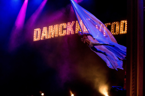 &SHcy;&ocy;&ucy; "&Dcy;&Acy;&Mcy;&Scy;&Kcy;&Icy;&IEcy; &Ucy;&Gcy;&Ocy;&Dcy;&Ncy;&Icy;&Kcy;&Icy;" &scy; &pcy;&rcy;&ocy;&gcy;&rcy;&acy;&mcy;&mcy;&ocy;&jcy; "&Tcy;&ycy; &mcy;&ocy;&yacy; &TScy;&Acy;&Rcy;&Icy;&TScy;&Acy;"