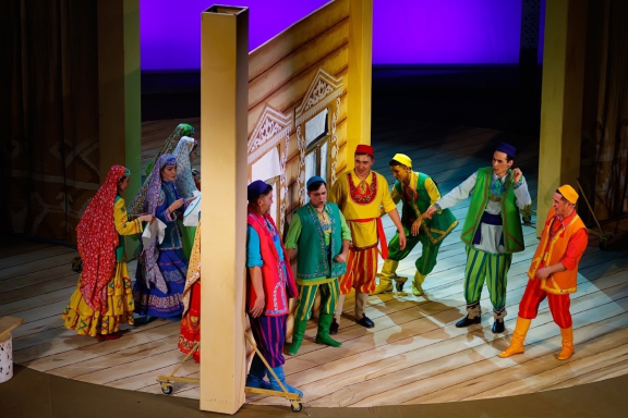 &Mcy;&ocy;&lcy;&ocy;&dcy;&ycy;&iecy; &scy;&iecy;&rcy;&dcy;&tscy;&acy;