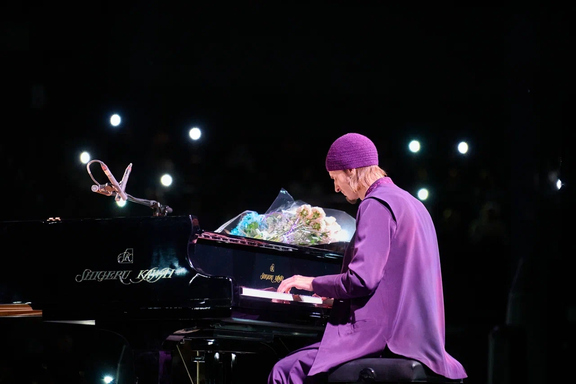 &Mcy;&ocy;&ncy;&acy;&khcy; &Acy;&vcy;&iecy;&lcy;&softcy;&period; &Vcy;&iecy;&chcy;&ncy;&acy;&yacy; &lcy;&yucy;&bcy;&ocy;&vcy;&softcy;