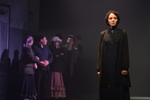 &Tcy;&ucy;&tcy;&acy;&shcy;&period; &Pcy;&rcy;&iecy;&rcy;&vcy;&acy;&ncy;&ncy;&ycy;&jcy; &pcy;&ocy;&lcy;&iecy;&tcy;&period;&period;&period;