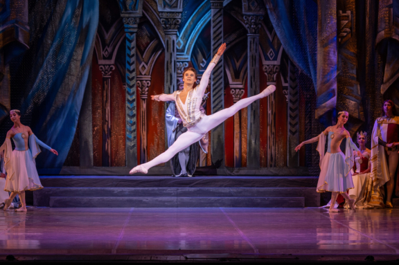 &Rcy;&acy;&jcy;&mcy;&ocy;&ncy;&dcy;&acy;