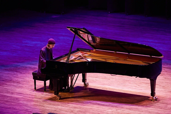 &Mcy;&ocy;&ncy;&acy;&khcy; &Acy;&vcy;&iecy;&lcy;&softcy;&period; &Vcy;&iecy;&chcy;&ncy;&acy;&yacy; &lcy;&yucy;&bcy;&ocy;&vcy;&softcy;