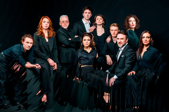 &Zcy;&acy;&kcy;&rcy;&ocy;&jcy; &gcy;&lcy;&acy;&zcy;&acy; &icy; &scy;&mcy;&ocy;&tcy;&rcy;&icy;