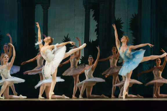 &Dcy;&ocy;&ncy; &Kcy;&icy;&khcy;&ocy;&tcy;